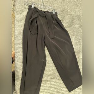 Lululemon size 4 pants